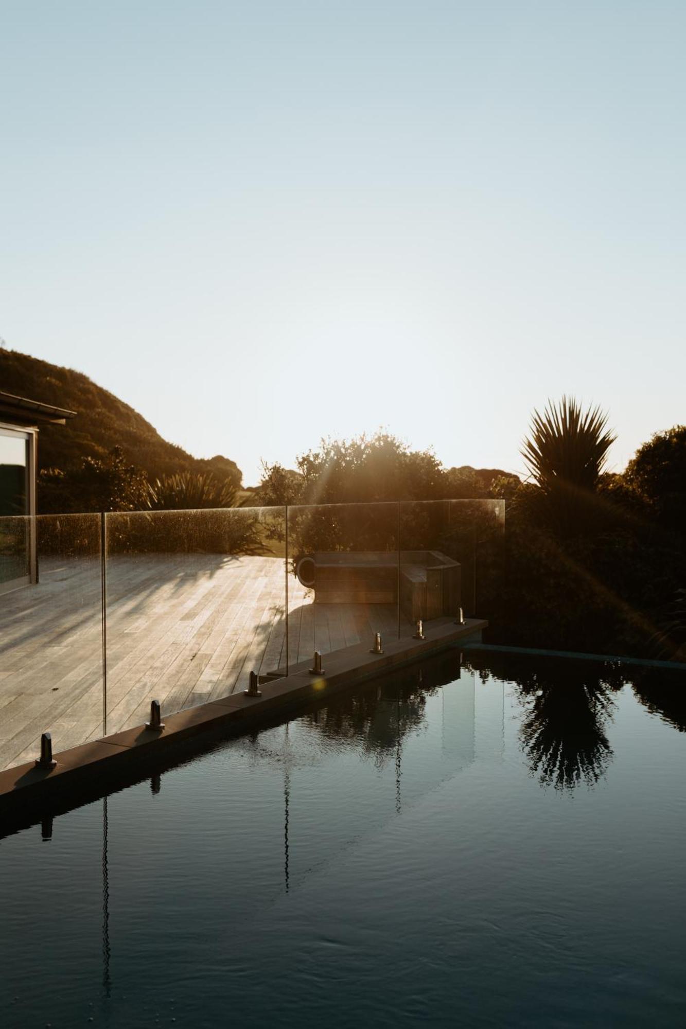 Te Whaanga Retreat & Spa Hotel Raglan Exterior foto